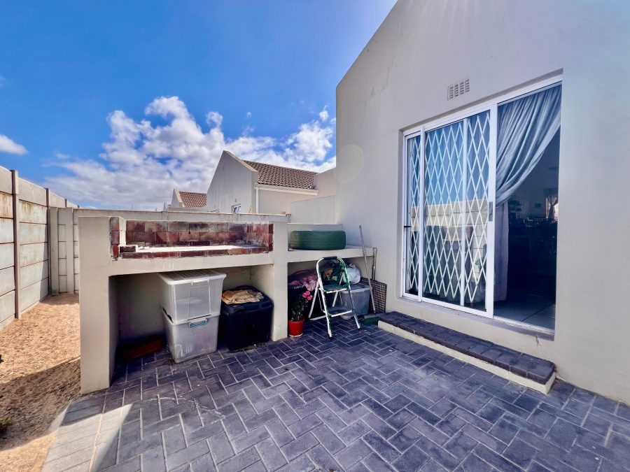 2 Bedroom Property for Sale in Santorini Estate Western Cape